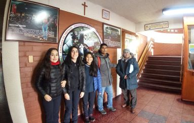 Liceo de Lonquimay visitó al Liceo de Chol Chol