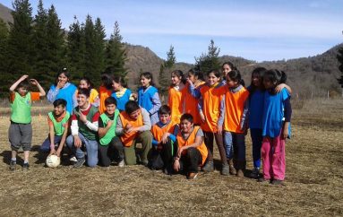 TALLER RECREATIVO DE BABY FÚTBOL EN ESCUELA VILLA TROYO  