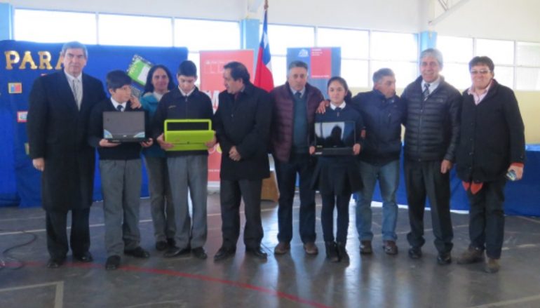 ENTREGA DE COMPUTADORES YO ELIJO MI PC EN LONQUIMAY