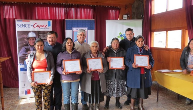 SENCE CAPACITÓ A 43 MUJERES DE LA COMUNA DE LONQUIMAY
