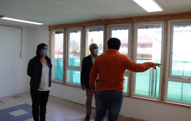 A PASO FIRME OBRAS DEL JARDIN INFANTIL DE LA ESCUELA FRONTERIZA DE LONQUIMAY.