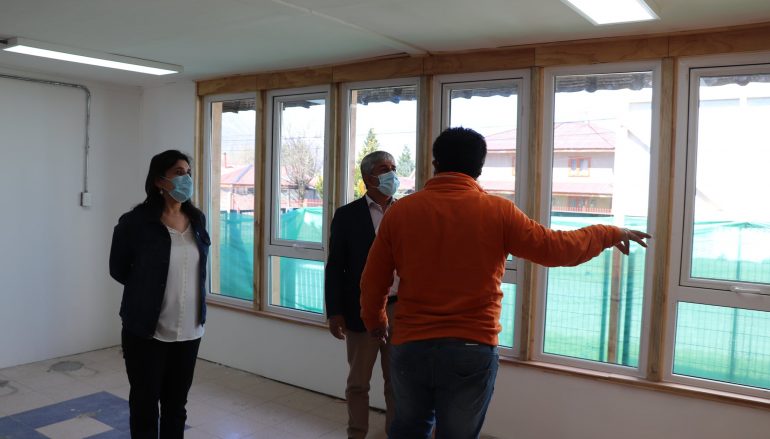 A PASO FIRME OBRAS DEL JARDIN INFANTIL DE LA ESCUELA FRONTERIZA DE LONQUIMAY.