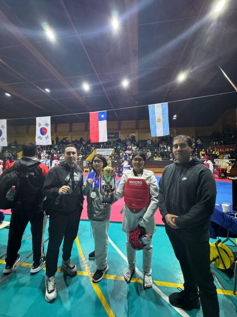 Escuela Municipal de Taekwondo Lonquimay participó en la Copa Temuco 2025
