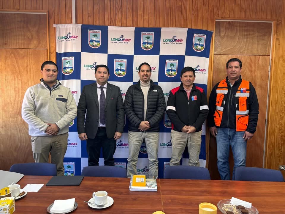GESTI&Oacute;N MUNICIPAL ASEGURA CONECTIVIDAD ESTRAT&Eacute;GICA CON HIST&Oacute;RICA INVERSI&Oacute;N SUPERIOR DE $12 MIL MILLONES DE PESOS EN MANTENCI&Oacute;N DE CAMINOS CORDILLERANOS JUNTO CON LLEGADA DE LA SEGUNDA EMPRESA GLOBAL PARA EL SECTOR NORTE